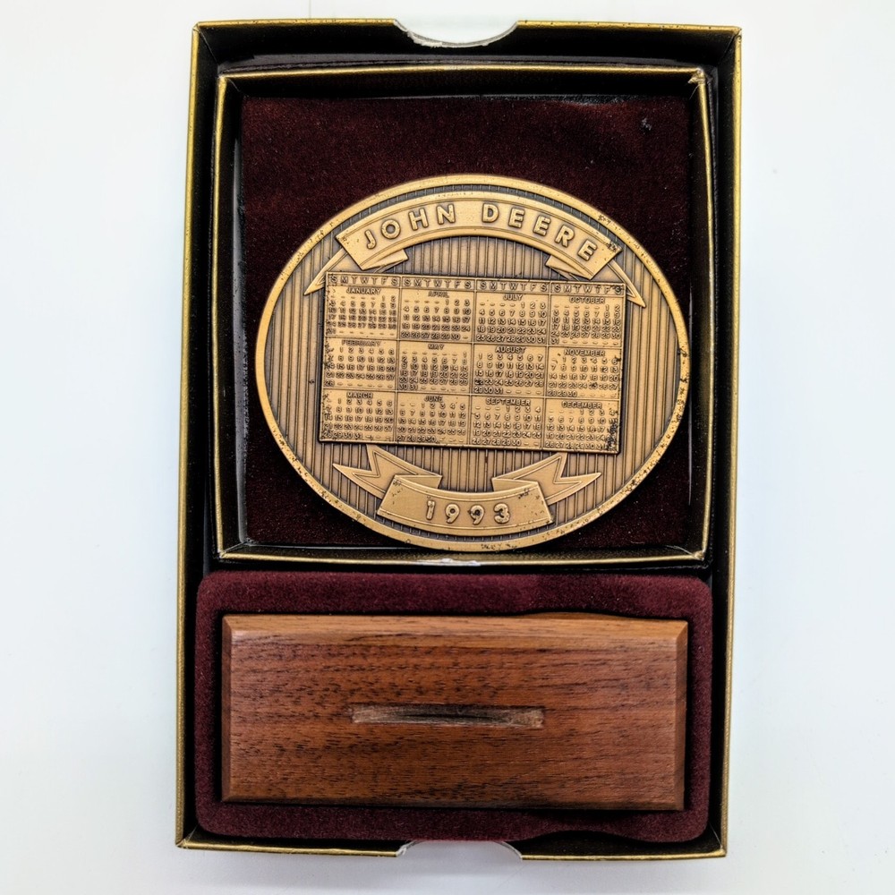 John Deere 1993 Calendar Medallion