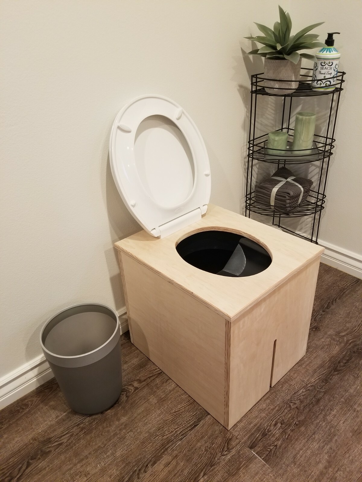 Road Commode Composting Toilet with Urine Diverter