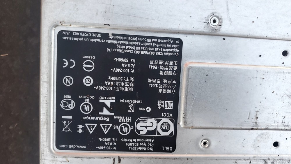 Dell Compellent SC220 Direct Attached Storage Array 2x PS / No trays or Control