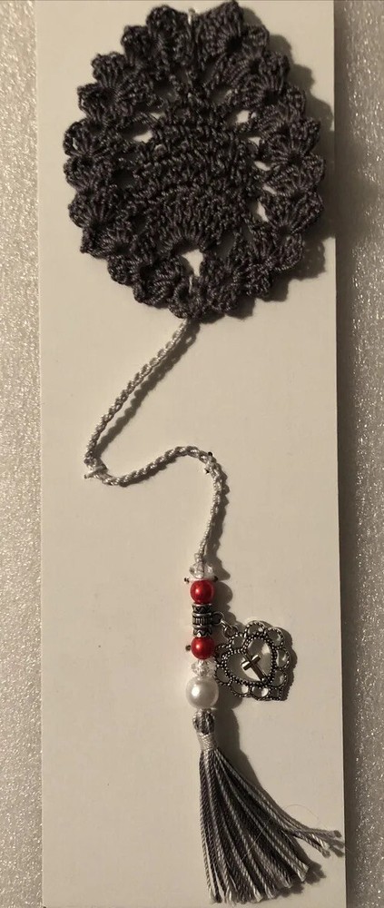 Crocheted Pineapple Bookmark