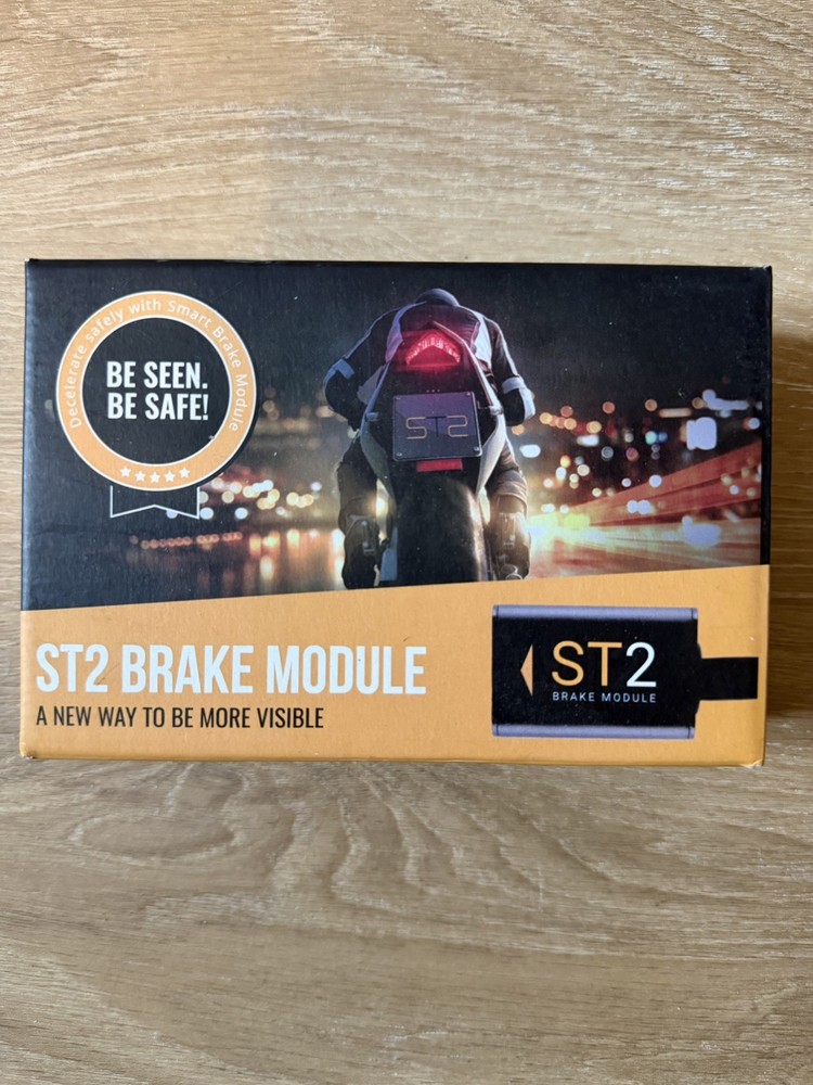 ST2 Systems Break Module break lights sequential flash for better visibility.