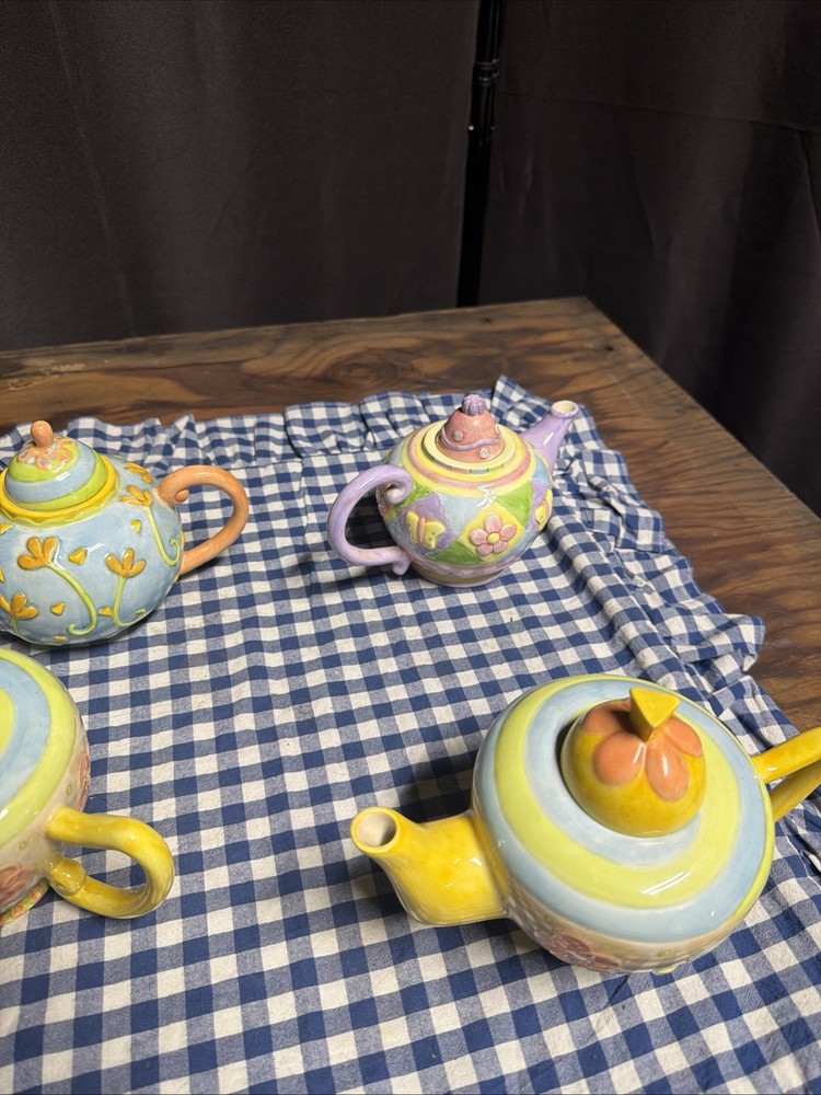 Oneida Tea Pourer Set