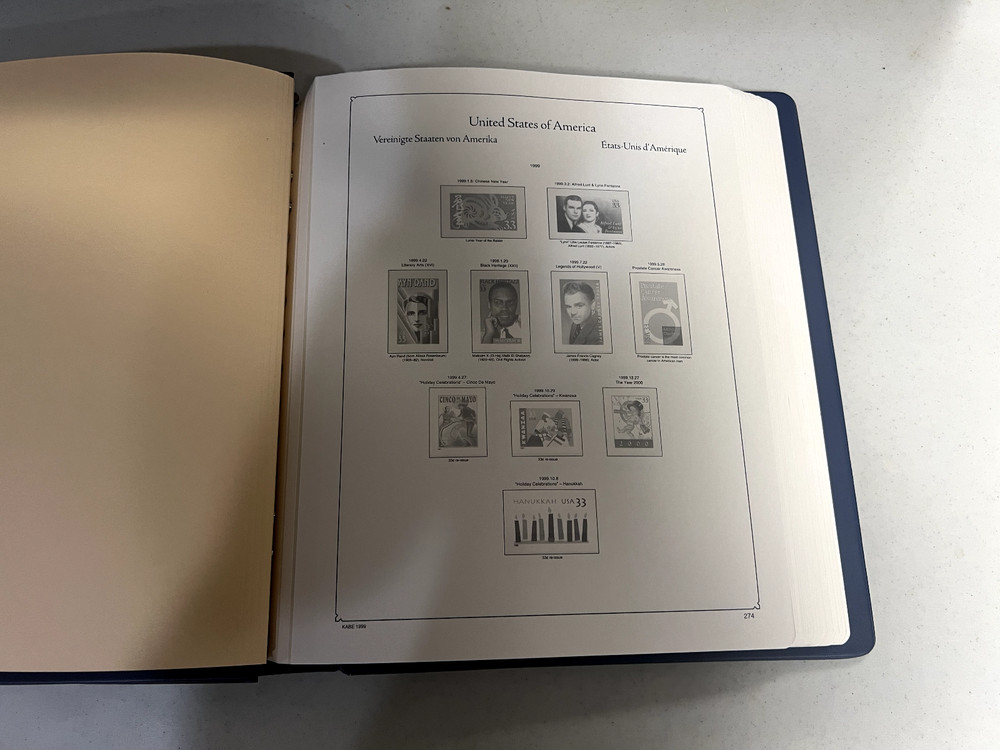 United States Kabe Hingless Stamp Album 1999 to 2001 Great Condition