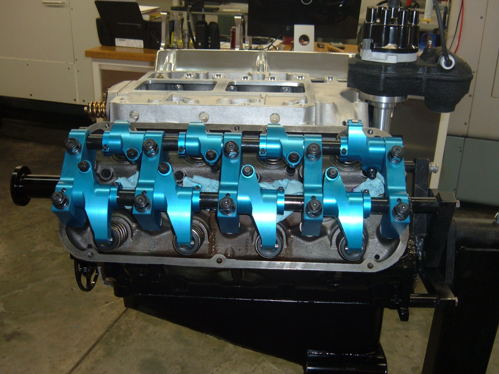 Nostalgia Dragster 331,354.392  Roller Rocker Arm Assembly Fits Early Hemi