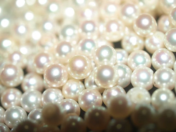 PAIR Akoya Round 4-4.5mm genuine Cultured half drilled pearls for jewelry
