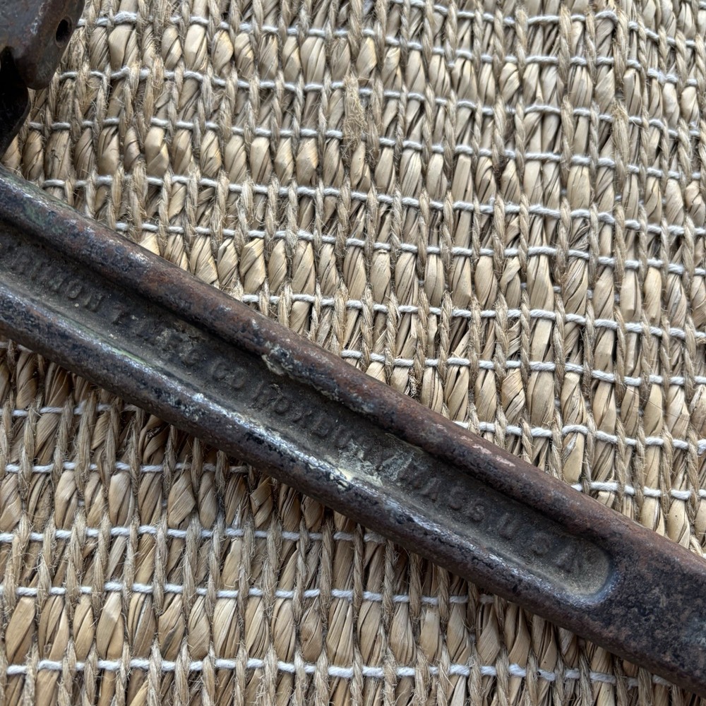 Antique TRIMONT MANUFACTURING CO 'Trimo' 14" Pipe Wrench Drop Forged Adjustable