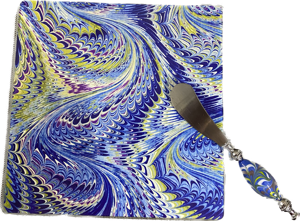 Marbleized Glass Cheese Serving set- Preowned