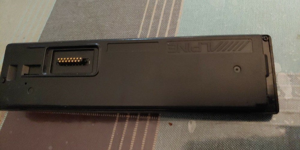 Alpine cda-7876 faceplate