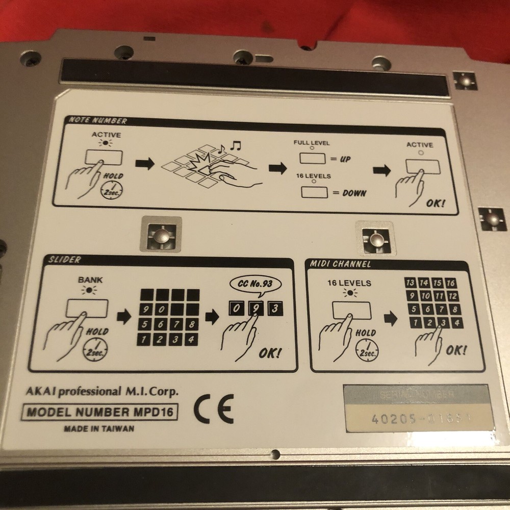 AKAI Professional MPD 16 Control Unit