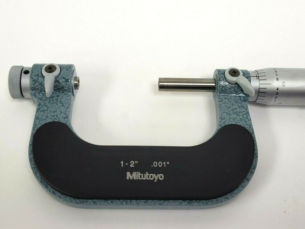 1-2" SCREW THREAD MICROMETER NO ANVILS MITUTOYO 126-138