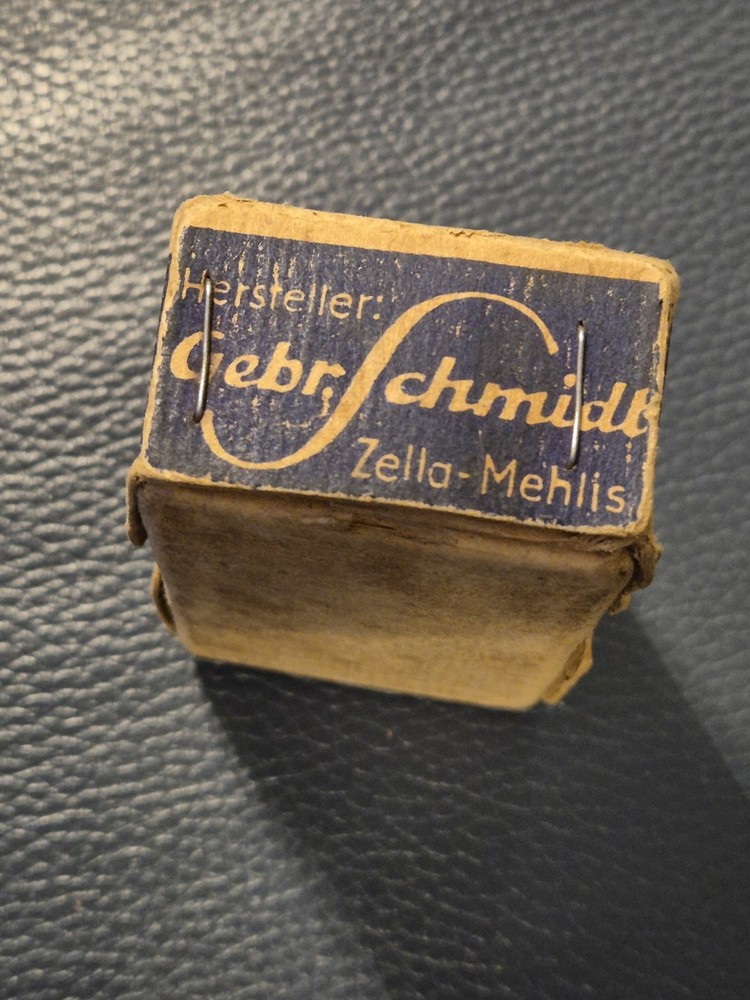 WW2 genuine German Soldier safe razor blades sharpener with box