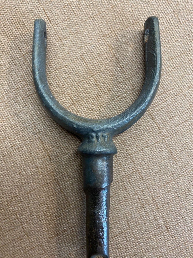 VINTAGE OAR LOCK, Galvanized, Clean, Rust Free