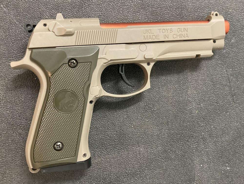 A9M3 Ejection Soft Bullet Toy Gun