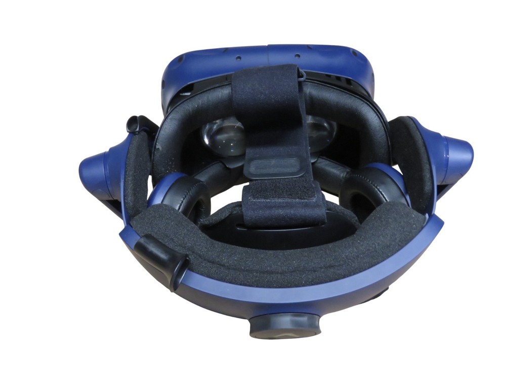 HTC VIVE Pro PC VR Headset Only Steam VR - WORKING