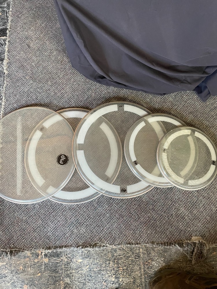 DW Performance drumset. Free shipping