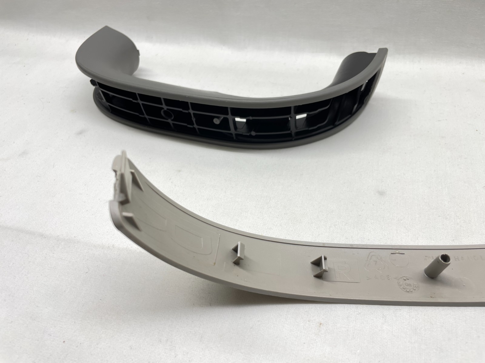 2007 2008 2009 SILVERADO SIERRA FRONT PASSENGER DOOR PANEL PULL GRAB HANDLE GRAY