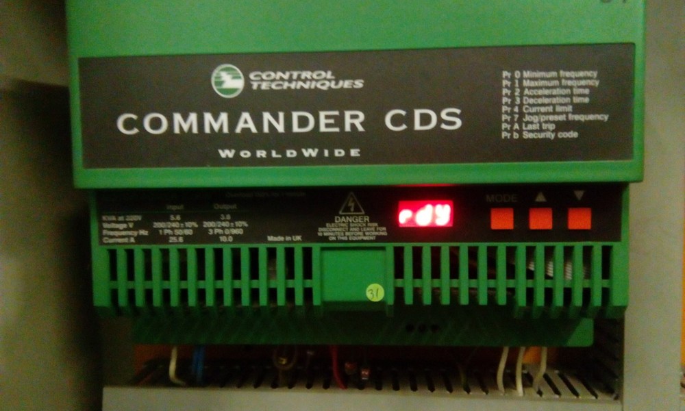 Control Techniques CDS 220 2,2kW Commander CDS
