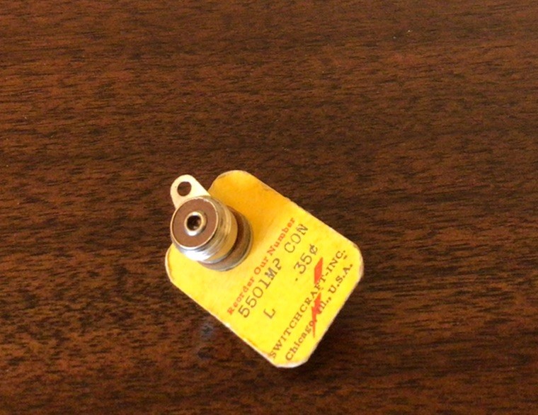 VTG NOS SWITCHCRAFT #5501MP Panel Mount Receptacle Connector