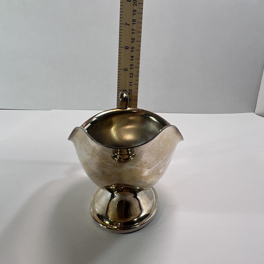 Vintage KENT Silversmiths Silverplate Gravy Boat With Underplate Tray