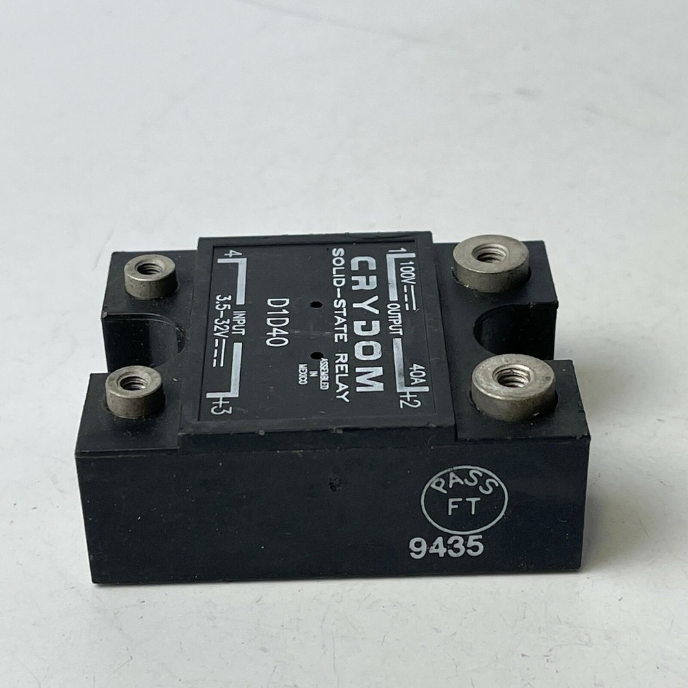 CRYDOM D1D40 Solid State Relay New✦KD