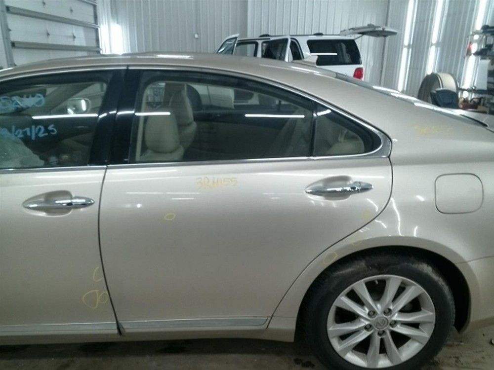 ES350 2011 High Mounted Stop Light 104914321