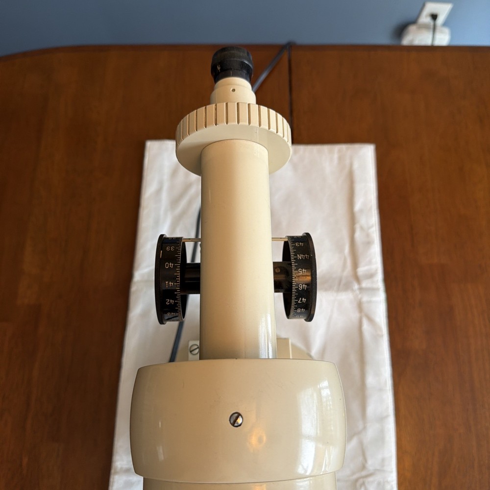 Bausch & Lomb Keratometer