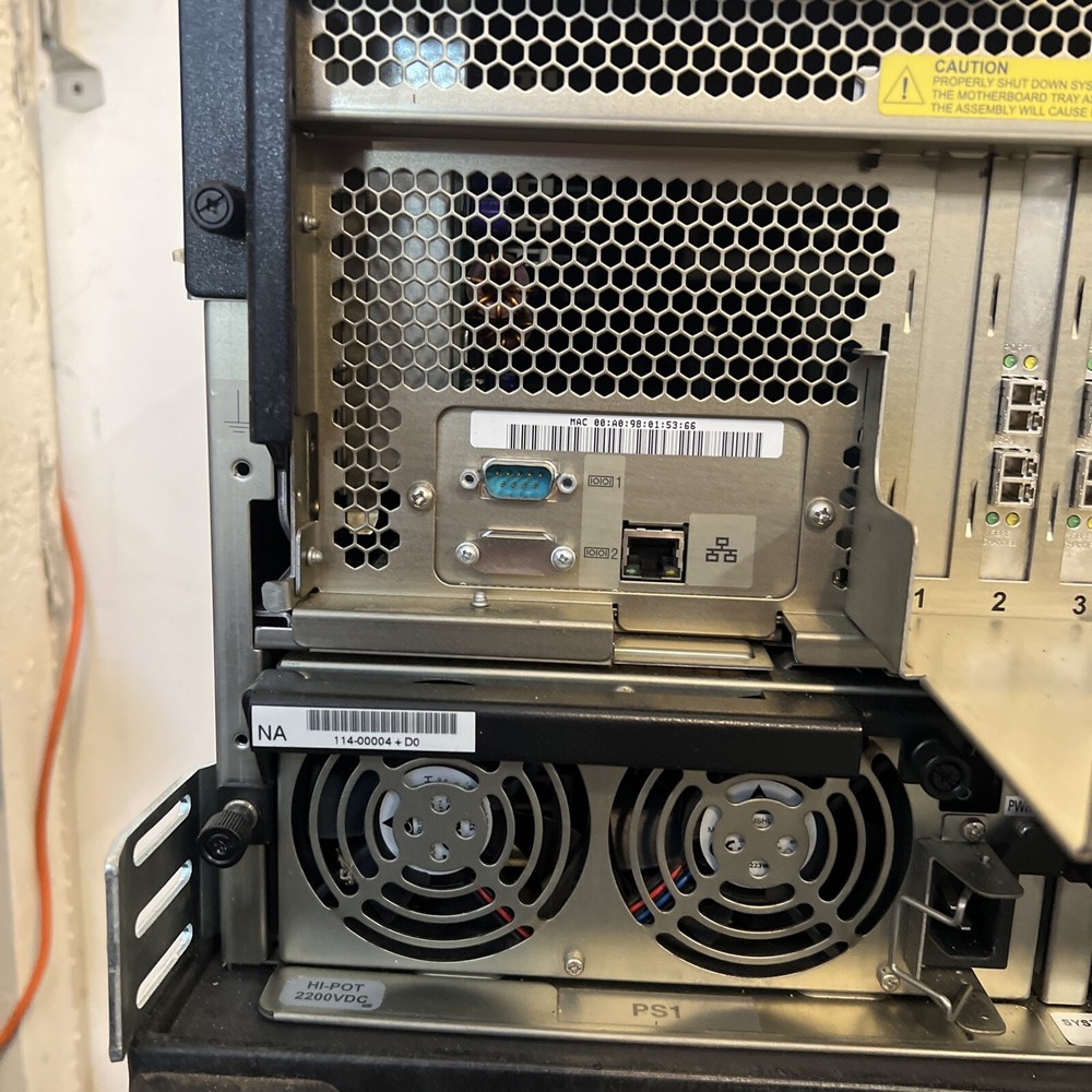 NetApp R200 Controller Head Unit Disk Array System