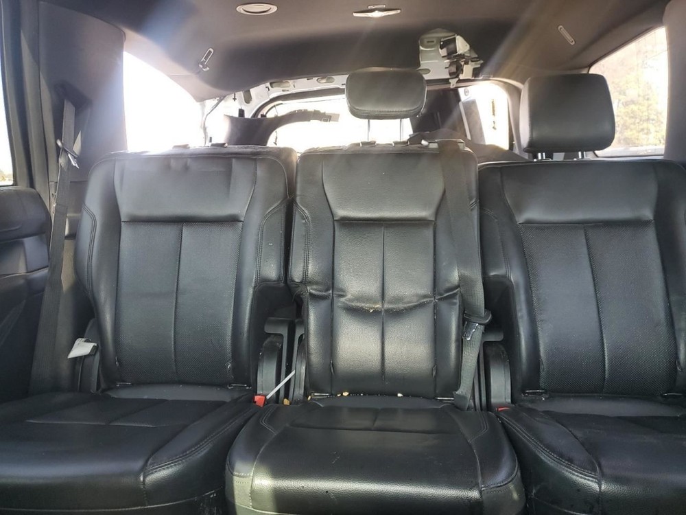 Fuse Box Engine Fits 18-21 NAVIGATOR 4974387