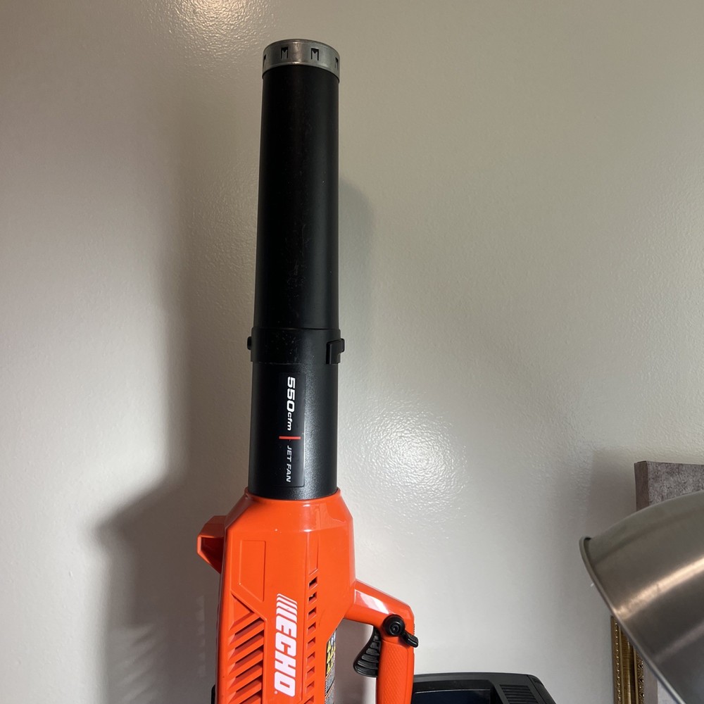 ECHO Leaf Blower, 58V 2AH, with Battery and Charger
