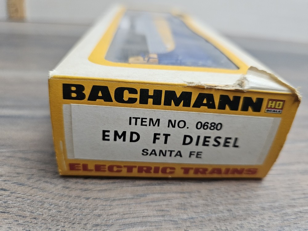 Bachmann Locomotive Chesapeake & Ohio Train Engine