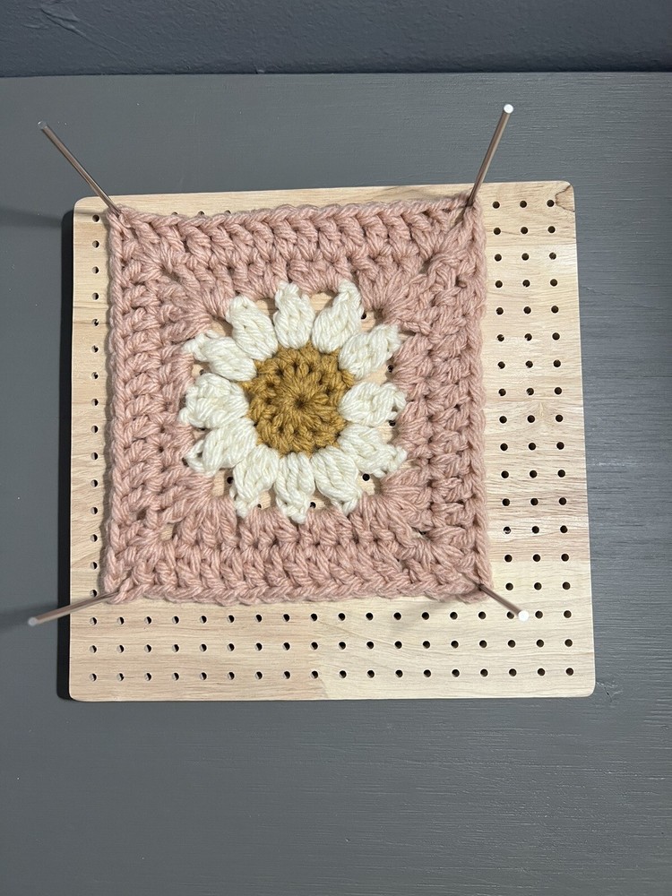 Crochet Blocking Board- Granny Square Kit: Needles,stitch markers, Scissors.