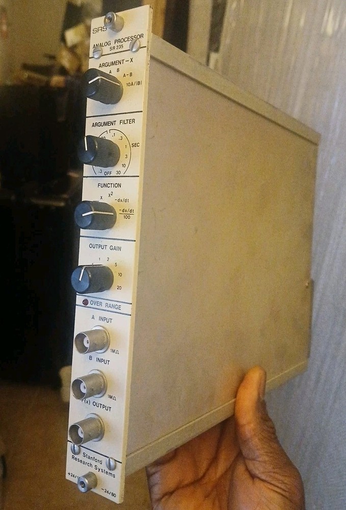 Stanford Research Model SR235 Analog Processor