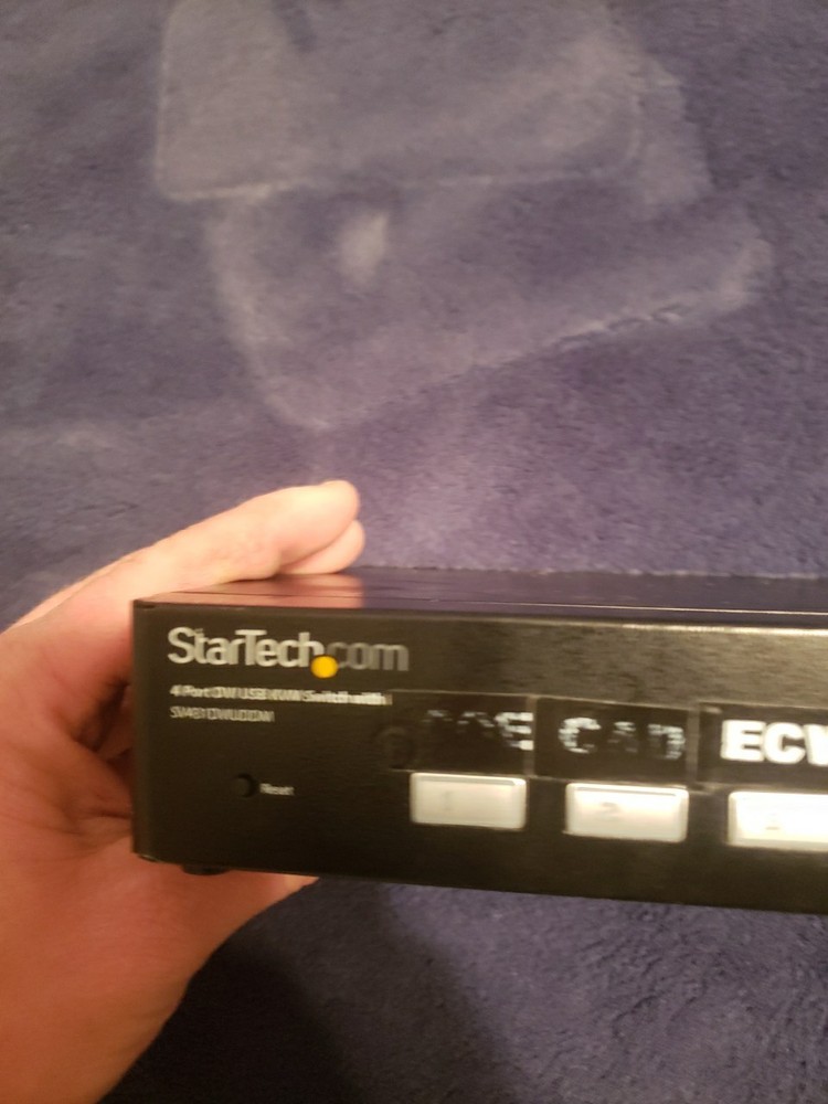 STARTECH SV431DVIUDDM 4-Port HDMI KVM Switch