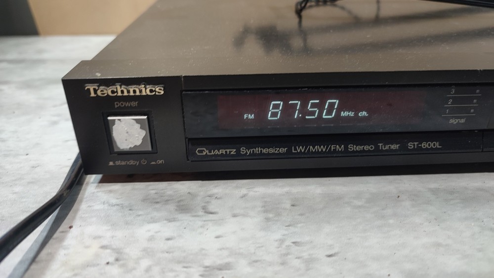 Technics Stereo Tuner ST-600L