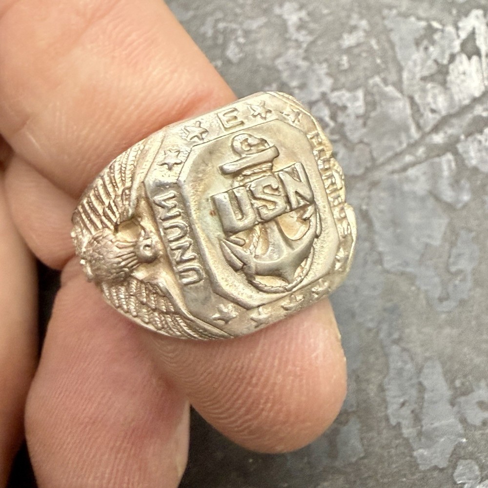 Original WWII Sterling Silver US Navy Ring Size 10.5