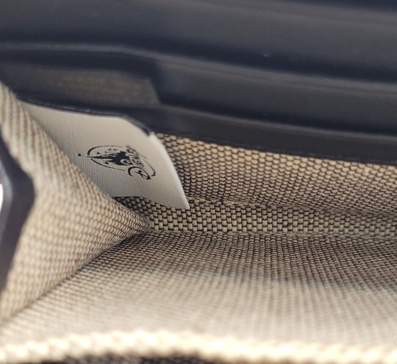 DVC Disney Vacation Club Dooney & Bourke Wallet Wristlet