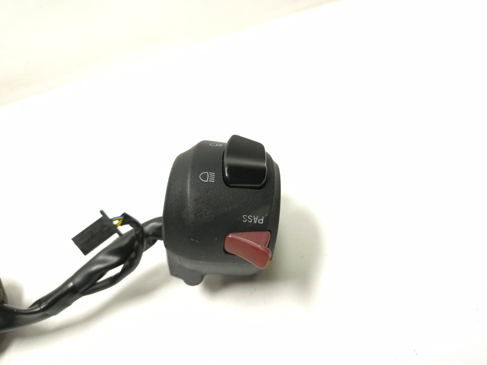 2017 Yamaha YZF R3 Left Handlebar Switch OEM