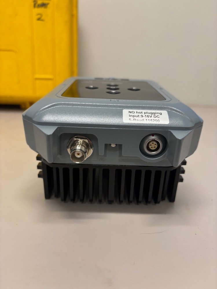iG9a GNSS Receiver and Model DL8 Repeater *used*
