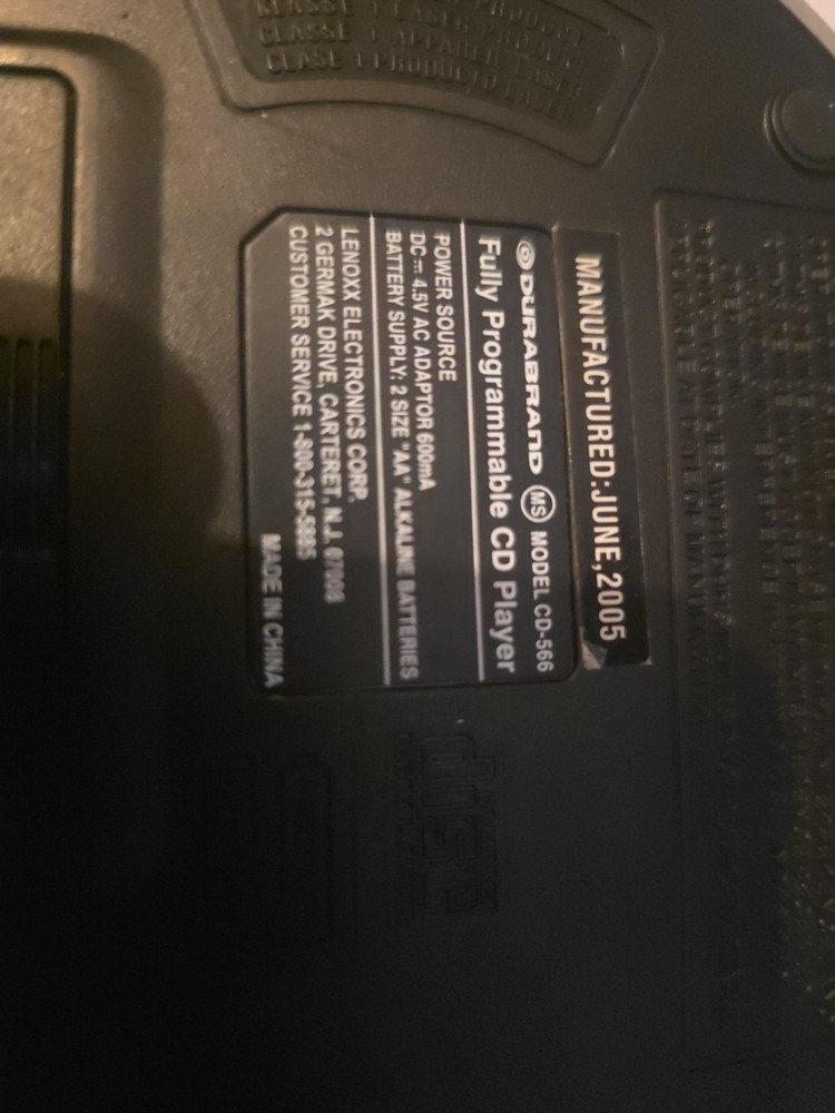 Durabrand Compact Disc CD Player Model CD-566 Digital Audio Portable