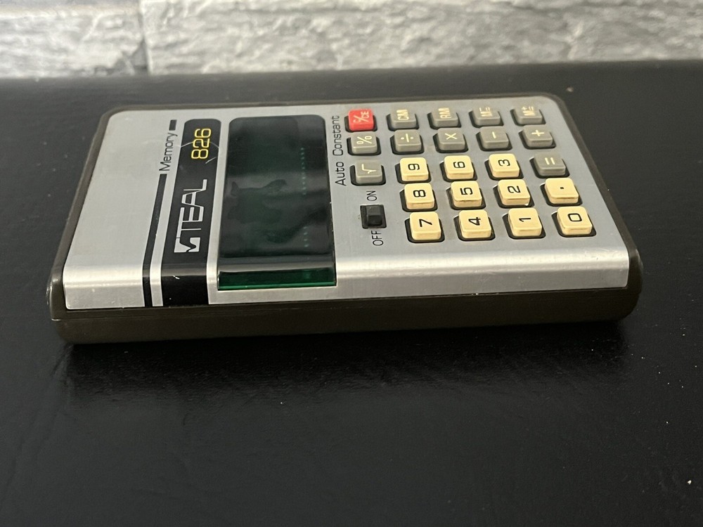 VTG TEAL 826 ELECTRONIC WORKING MATH STUDENT CALCULATOR