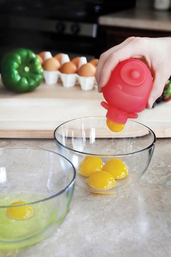 Talisman Designs Yolk Hero Egg Separator Red