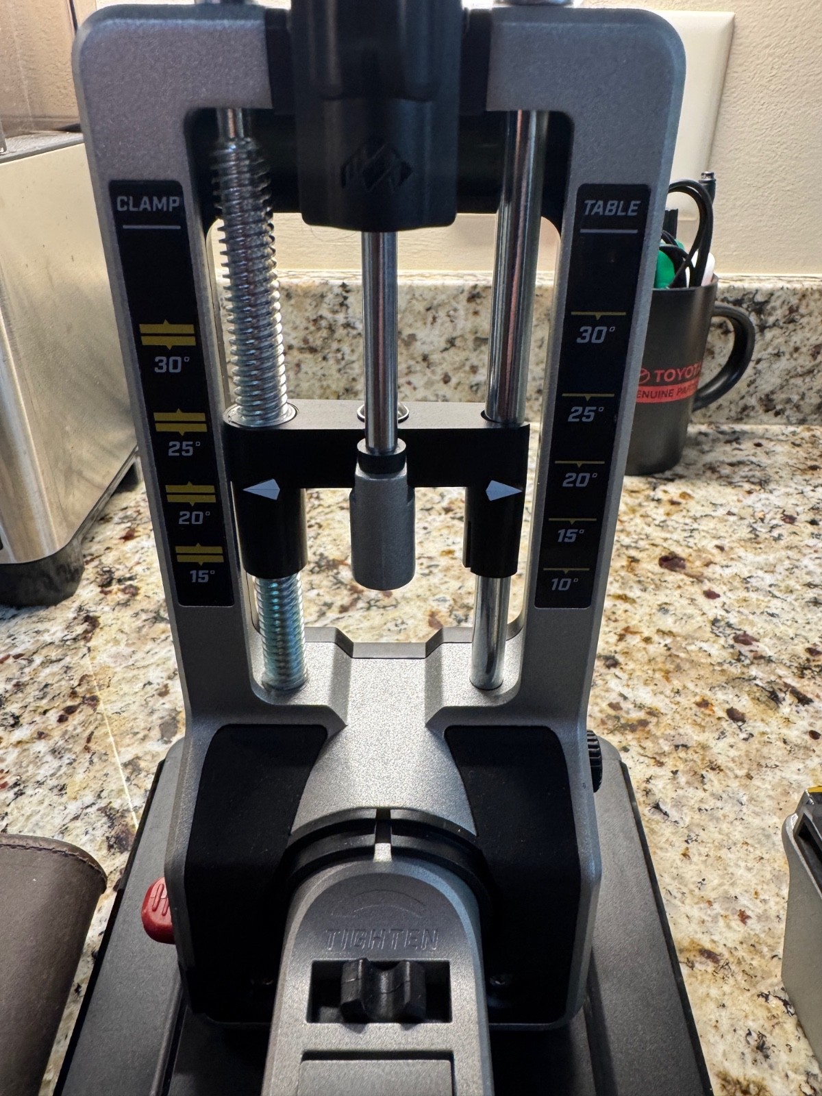 Work Sharp Professional Precision Adjust Knife Sharpener.