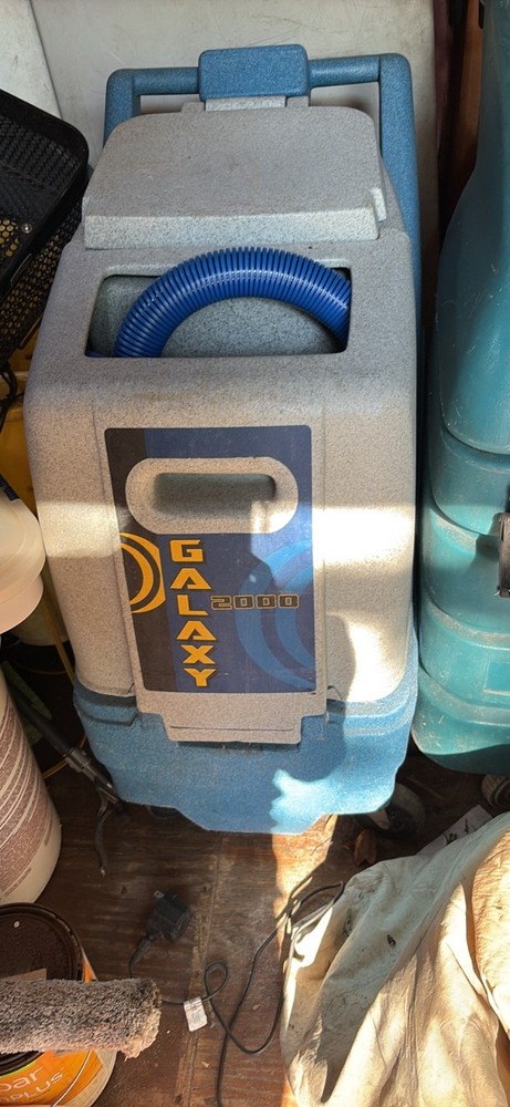 EDIC Galaxy 2000 Series Carpet Extractor.