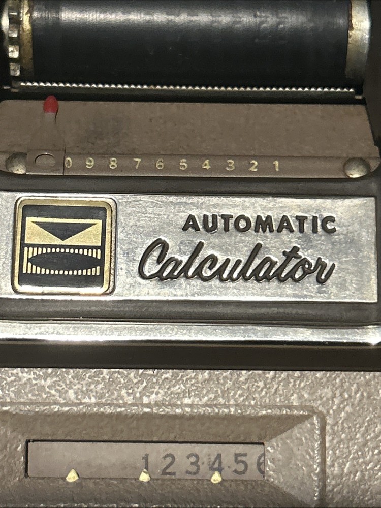 Victor Automatic Calculator Adding Machine Model 73 85 54, Powers On Read