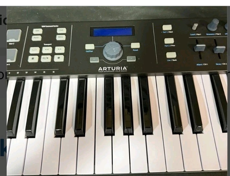 Arturia KeyLab Essential 61 MIDI Controller, 61 Keys, Pads, Type B USB