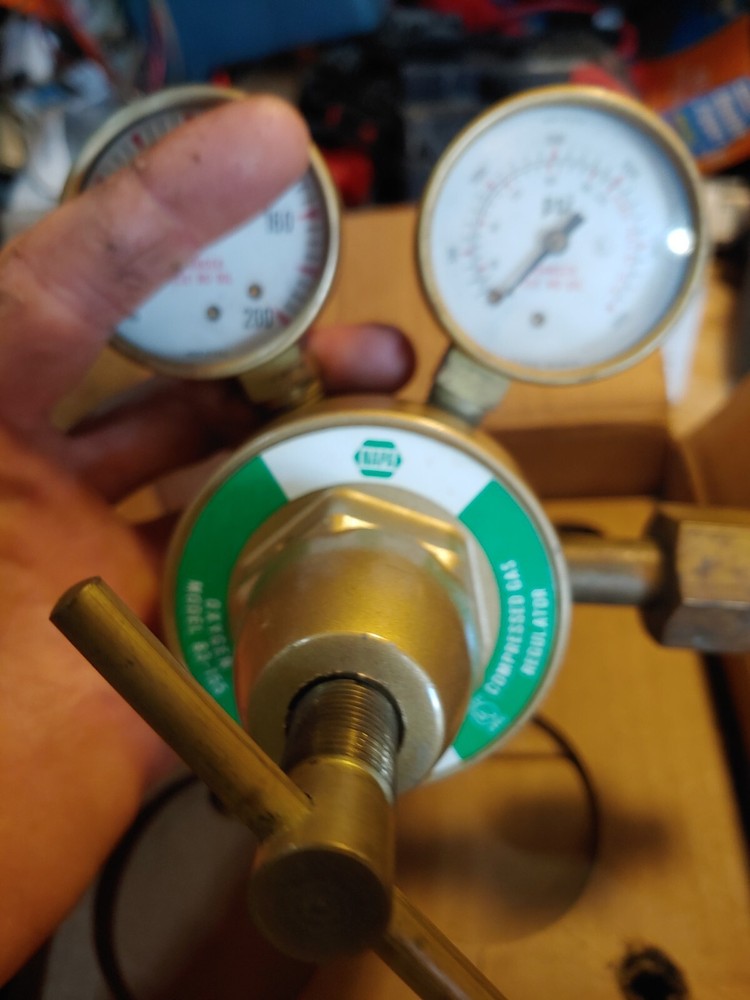 Marquette Oxygen Regulator Model 83-155
