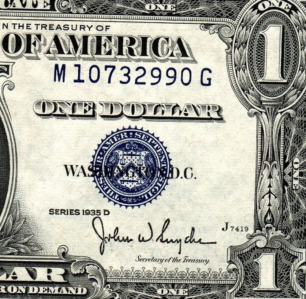 1935D $1 SILVER CERTIFICATE BLUE SEAL CRISP UNCIRCULATED