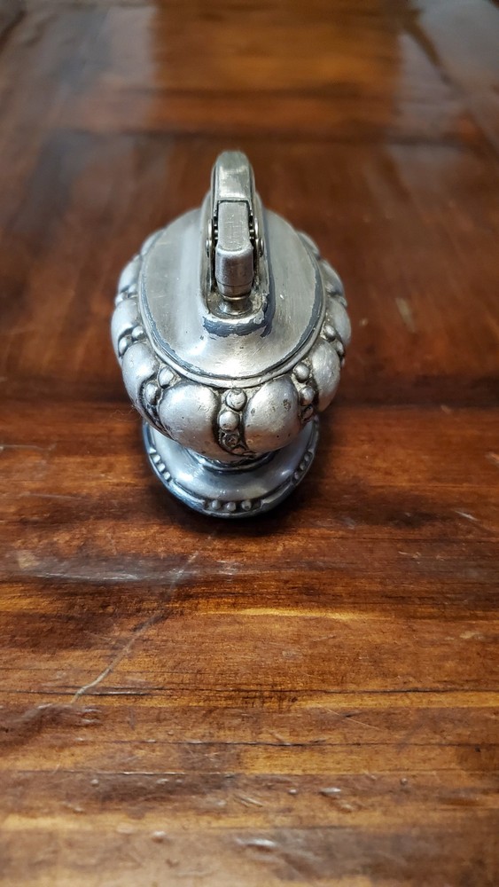 Vintage Silver Plated 'Crown' Table Lighter**Empty No Flint**