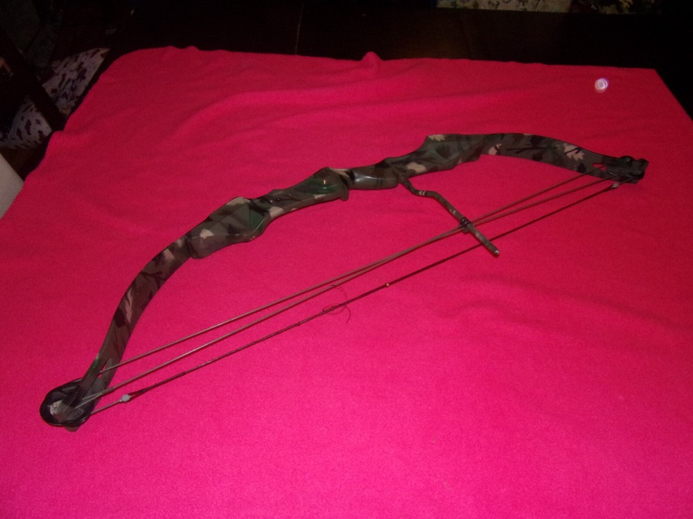 PSE Fast Flight Compound Bow