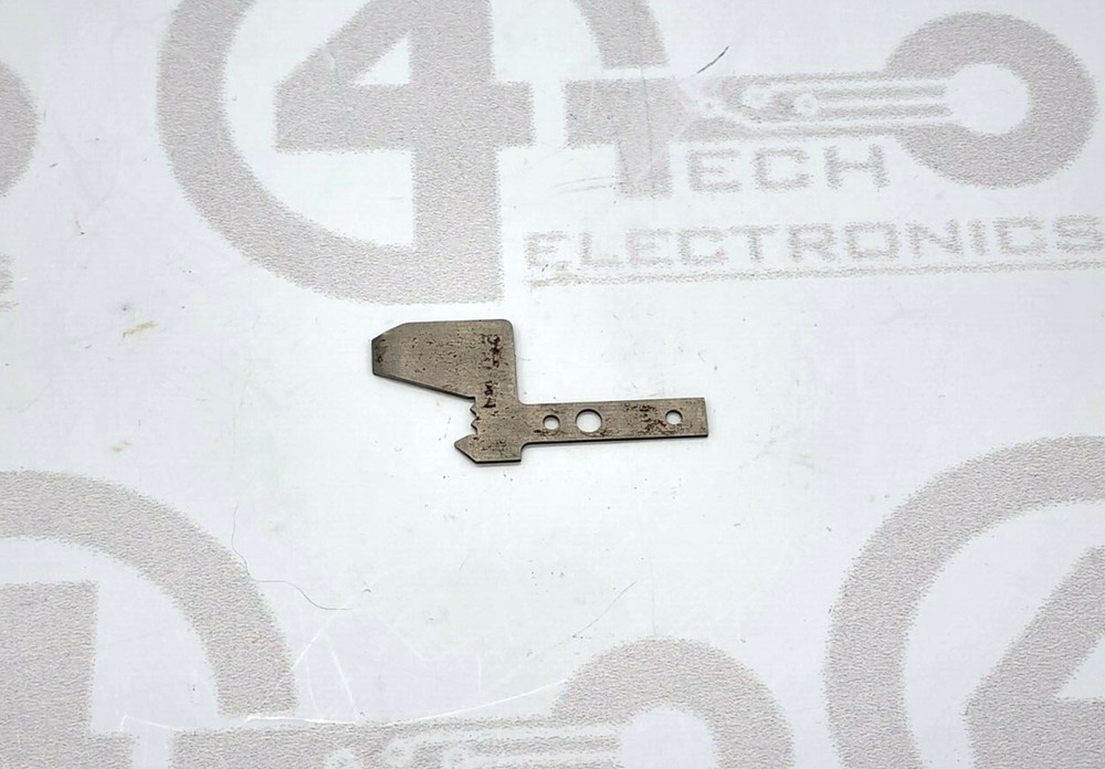 Universal Instruments Pusher Upper 5 Mm Group "B" 90055284